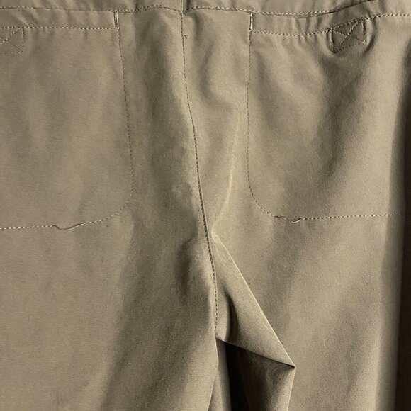 Eddie Bauer Women's Green Trail Hiking Capri - Picture 10 of 10